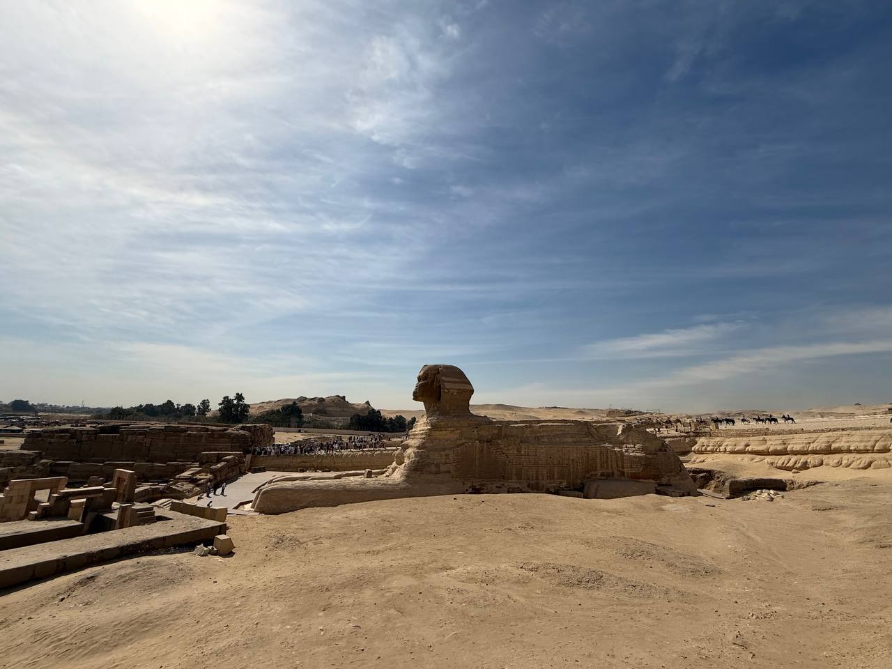 Sphinx, berbaring ribuan tahun, menunggu ditanya.